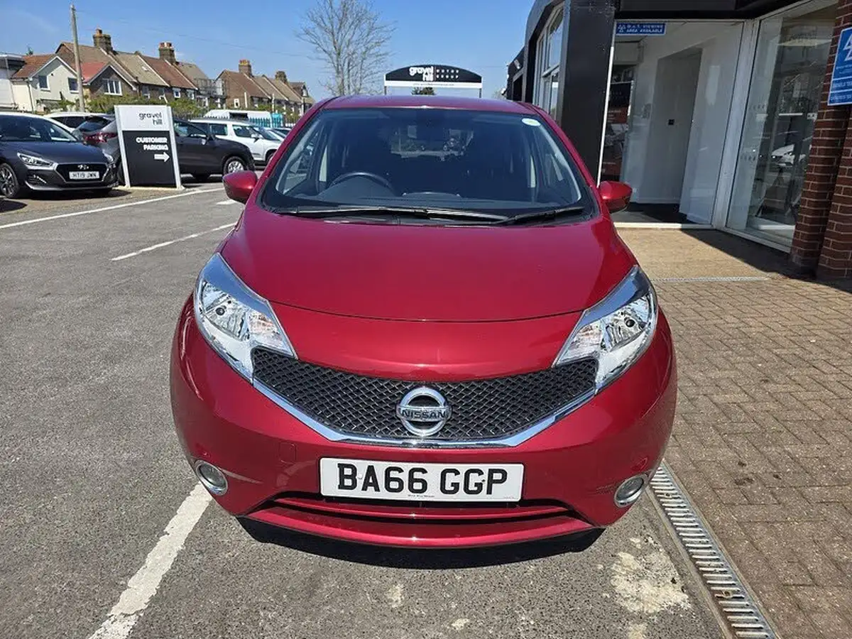 2017-nissan-note-12-acenta-premium-big-1