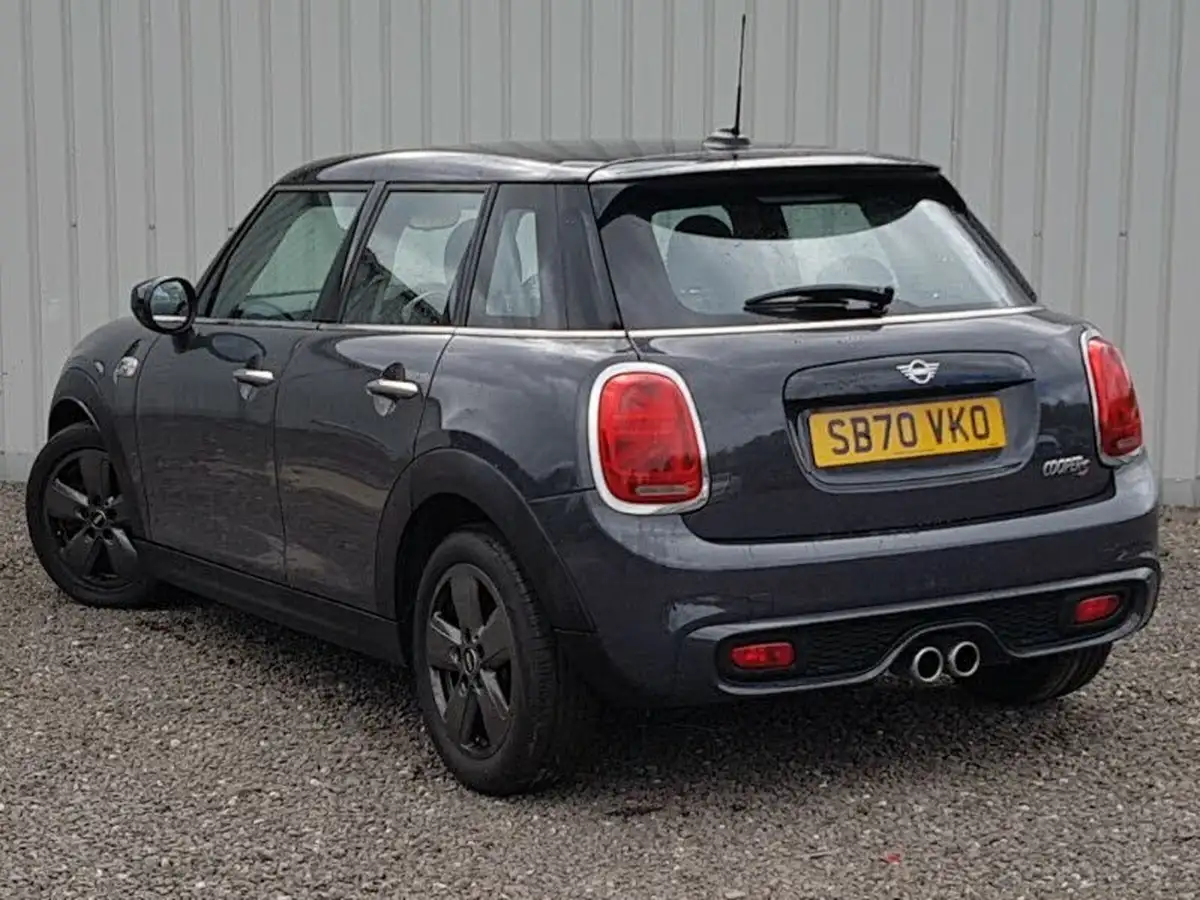 2021-mini-cooper-20-cooper-s-classic-189bhp-series-ii-nav-hatchback-5d-big-1
