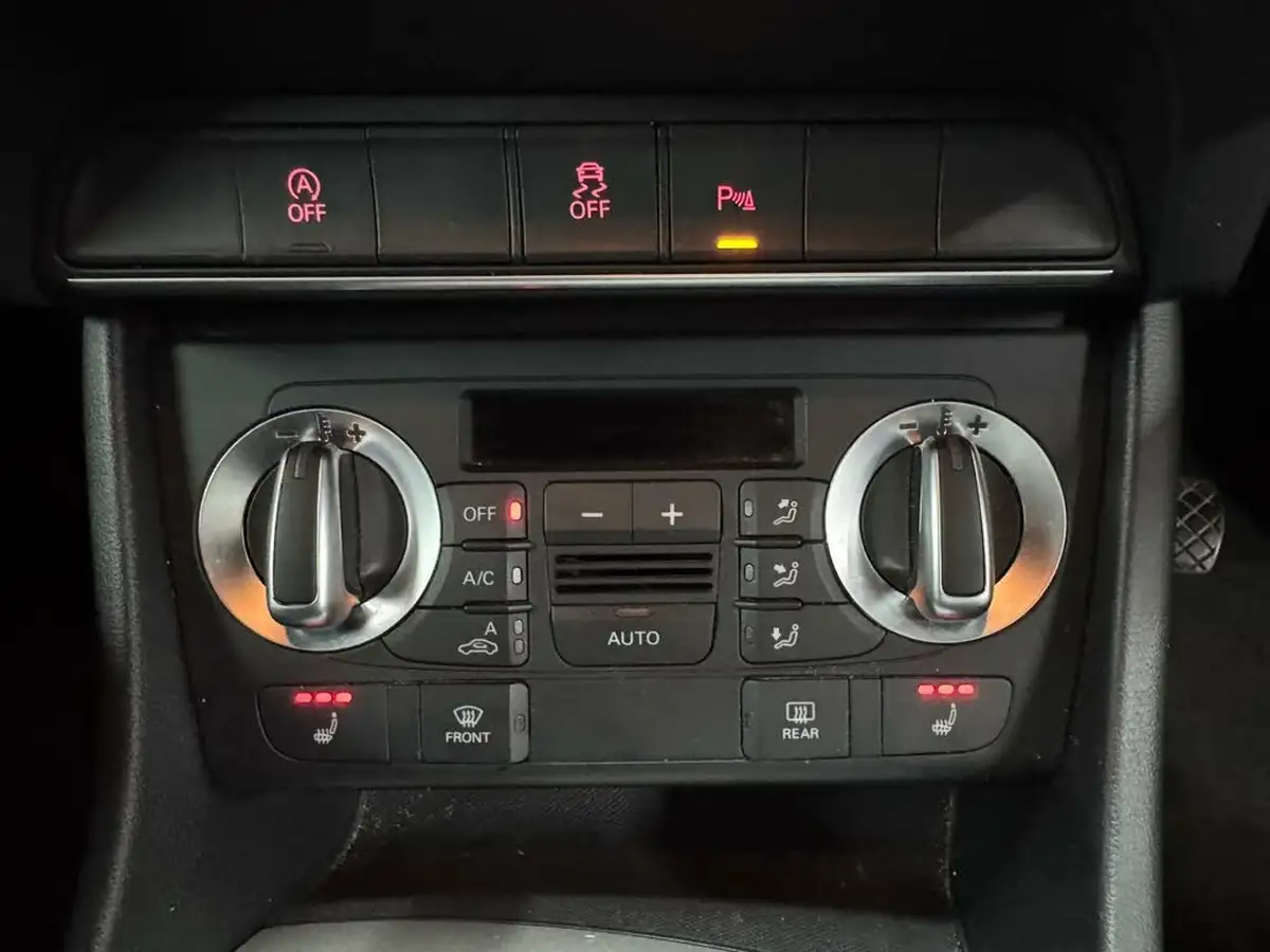 2014-audi-q3-20td-quattro-se-140ps-big-44