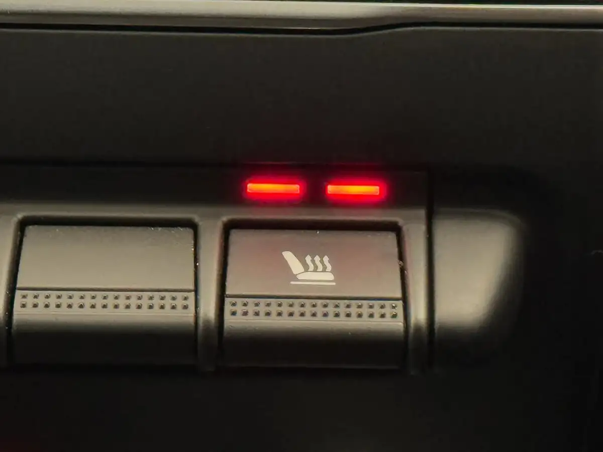 2024-renault-clio-16-esprit-alpine-big-25