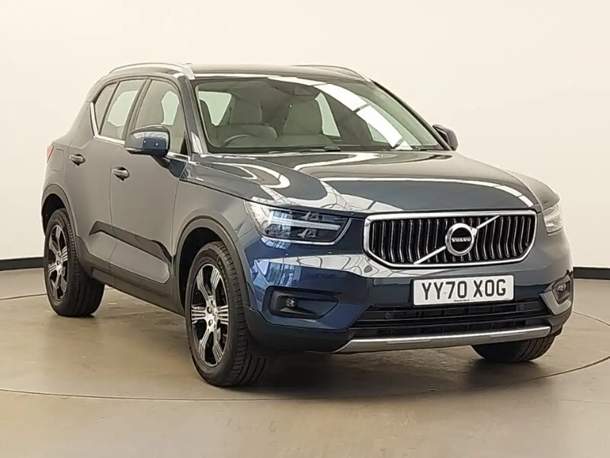 2021-volvo-xc40-15-t3-inscription-163bhp-big-0