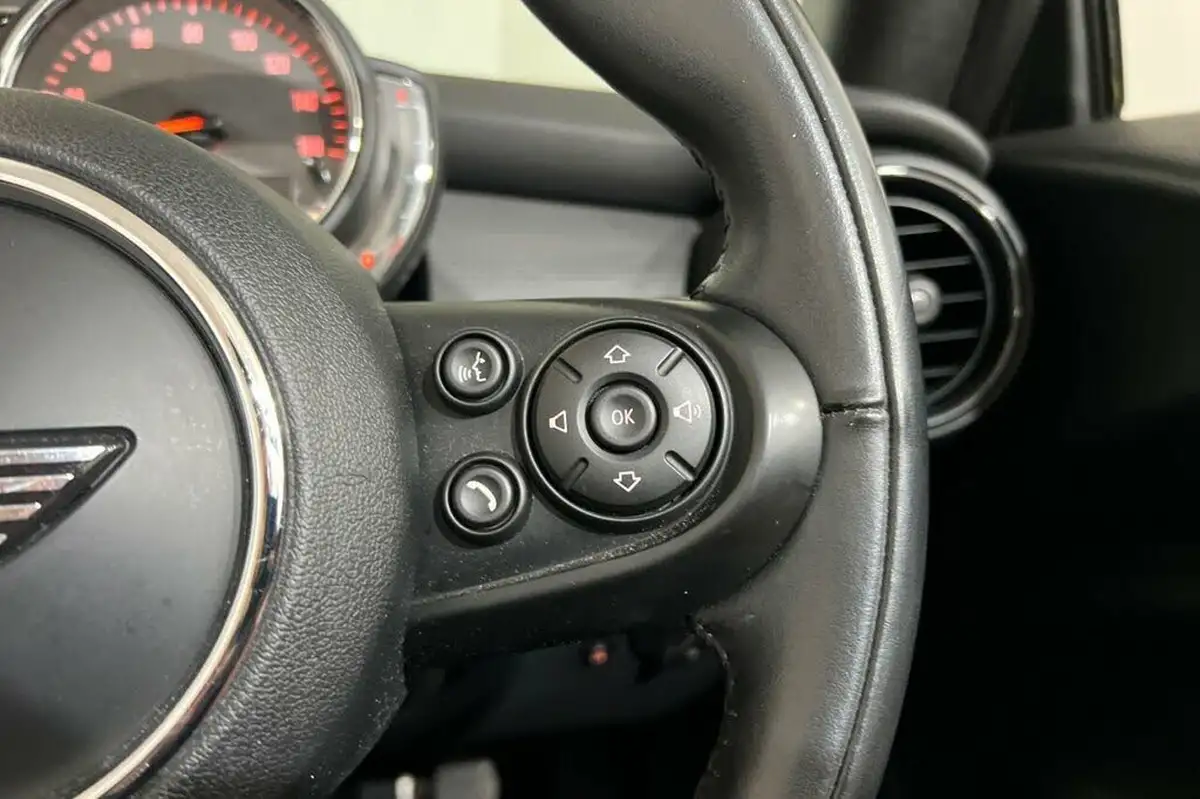 2018-mini-cooper-15-cooper-series-ii-ss-convertible-2d-big-26