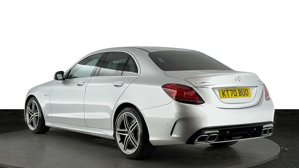 2021-mercedes-benz-c-class-big-5