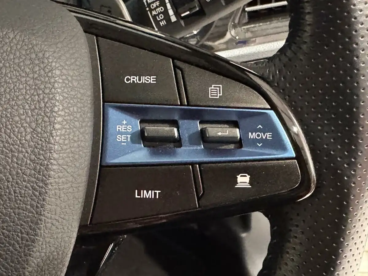2022-kgm-ssangyong-korando-e-motion-e-ventura-big-18