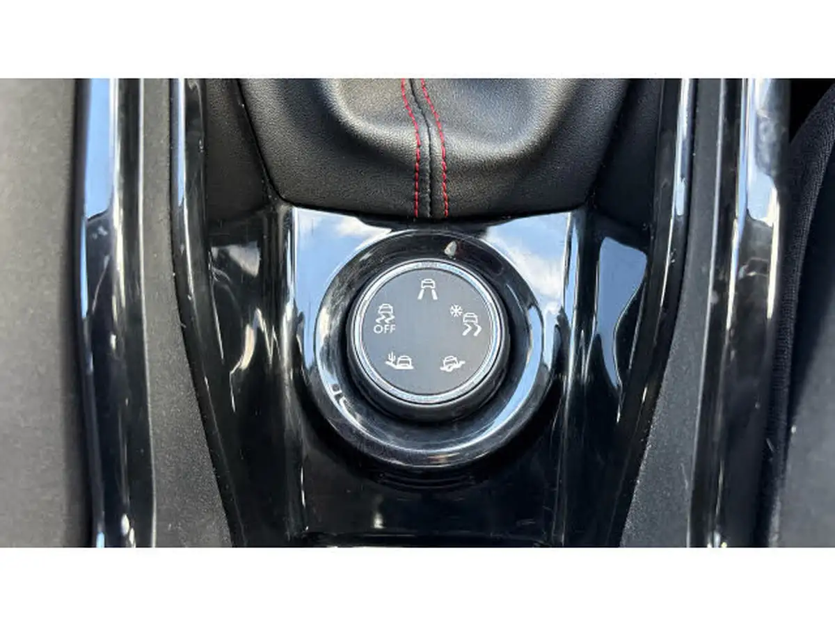 2019-peugeot-2008-suv-12-puretech-gt-line-130bhp-big-47