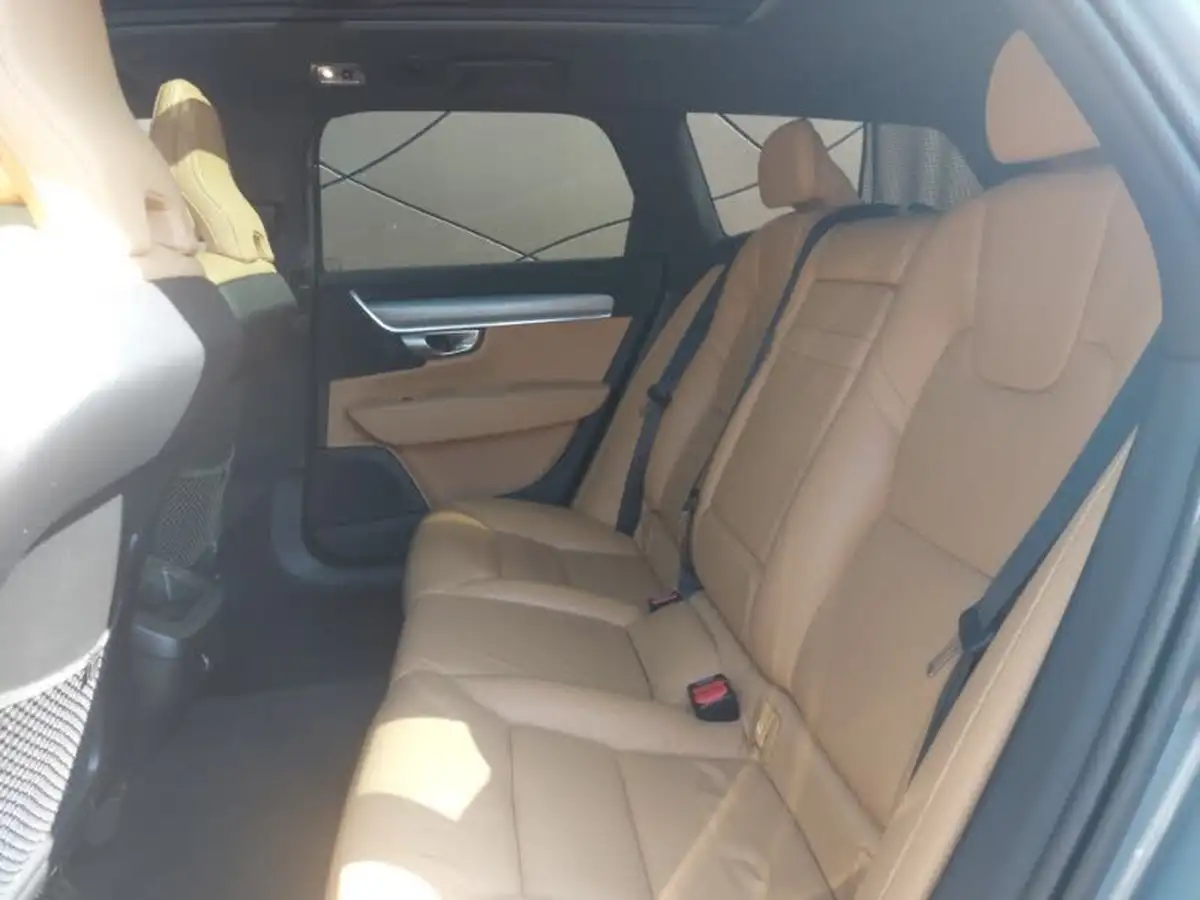 2019-volvo-v90-20-t4-momentum-plus-big-5