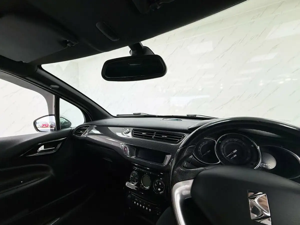 2013-citroen-ds3-16-dsport-plus-big-14