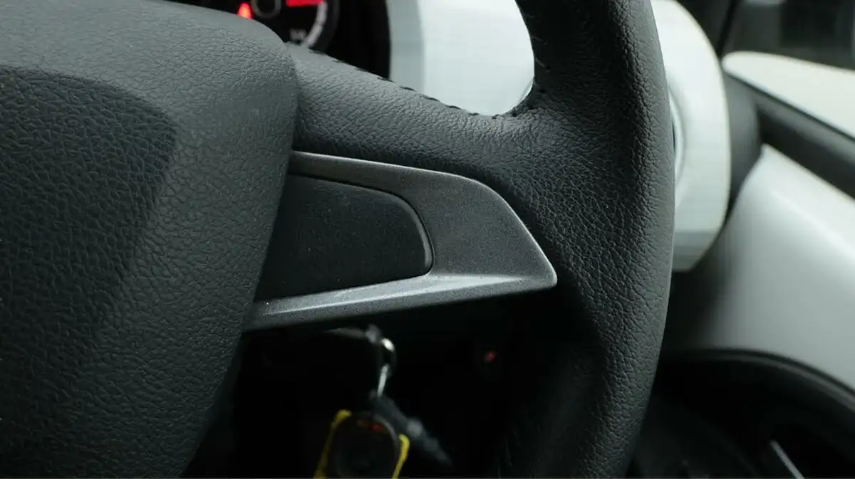 2021-seat-mii-e-big-25