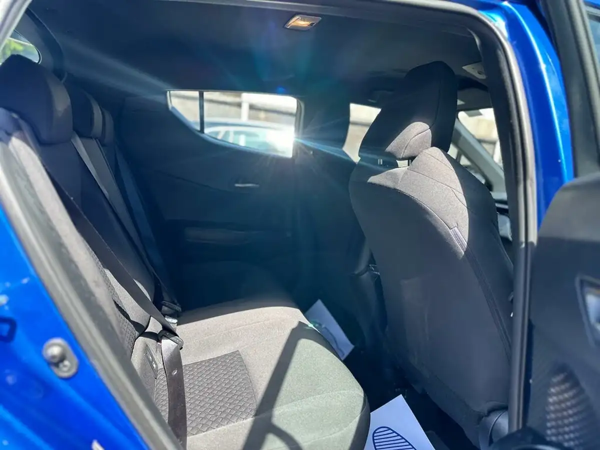 2022-toyota-c-hr-18-vvt-i-icon-big-10