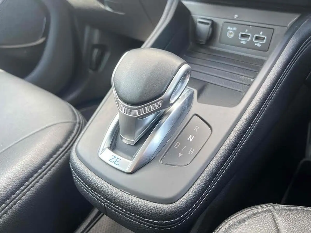 2020-renault-zoe-e-i-gt-line-big-18