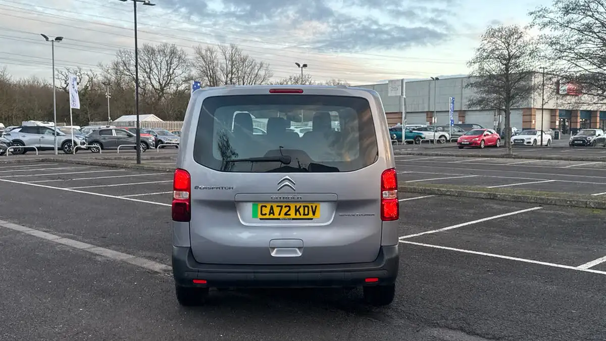 2022-citroen-spacetourer-e-business-edition-m-big-8