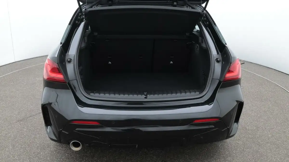 2022-bmw-1-series-15-118i-m-sport-lcp-big-17