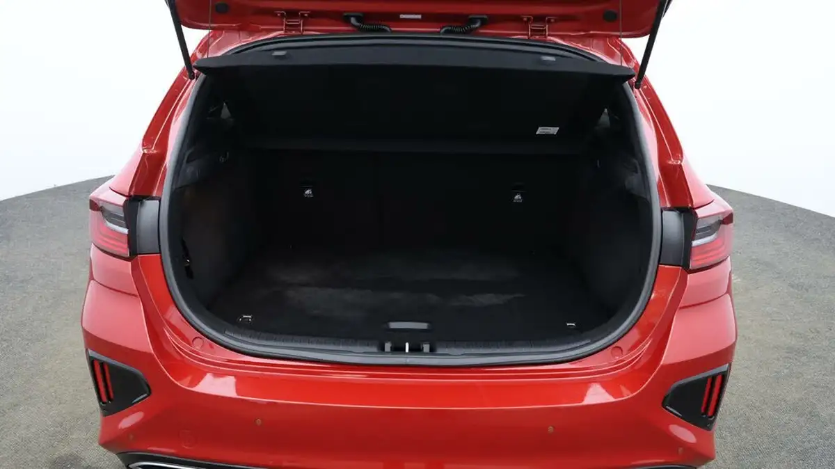 2021-kia-ceed-10-t-gdi-gt-line-big-16