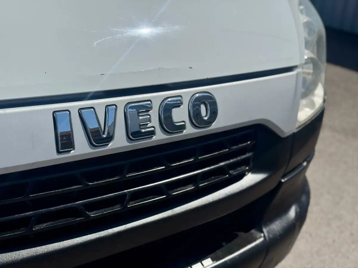 2013-iveco-daily-c-class-30td-35c15-lwb-35c15d-crewcab-big-22