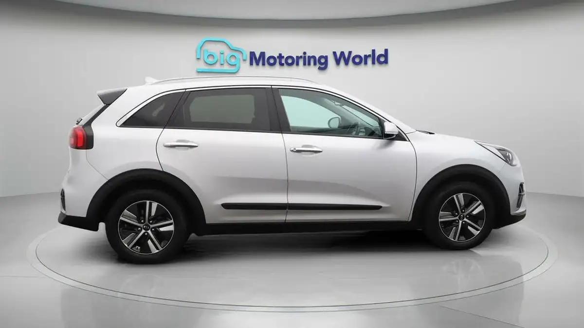2021-kia-niro-16-gdi-2-big-8