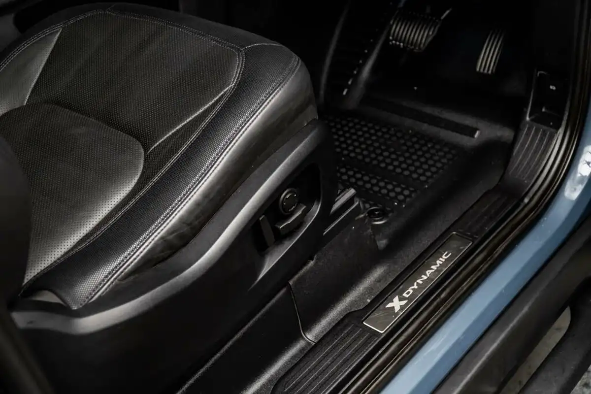 2023-land-rover-90-defender-30-d250-x-dynamic-hse-big-37