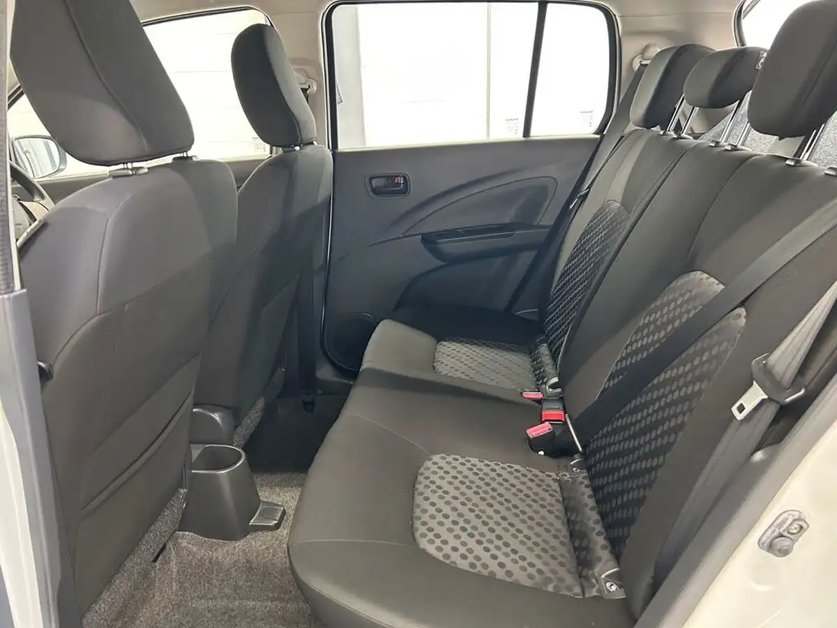 2016-suzuki-celerio-10-sz4-big-14