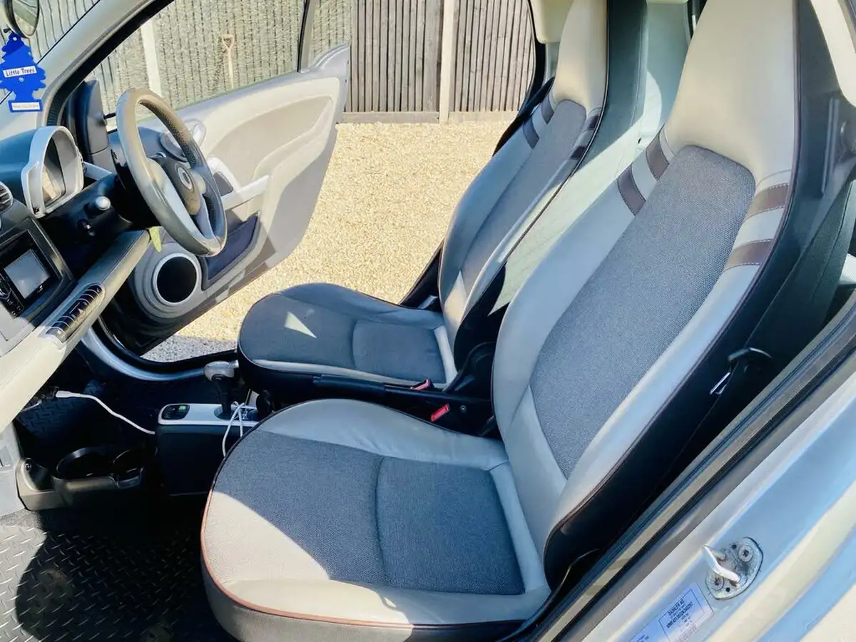 2009-smart-fortwo-10-passion-71bhp-coupe-big-22