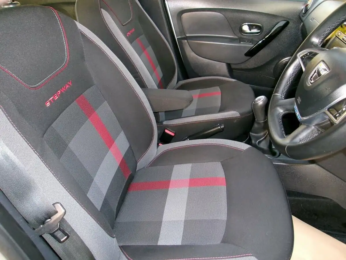 2019-dacia-logan-mcv-stepway-09-tce-techroad-big-6