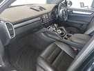 2022-porsche-cayenne-30-v6-platinum-edition-station-wagon-small-6