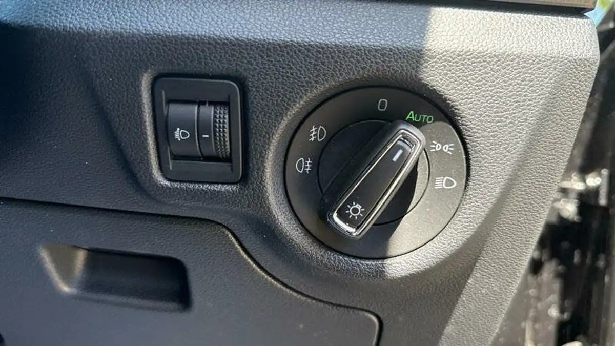 2023-skoda-scala-15-tsi-se-l-dsg-big-11