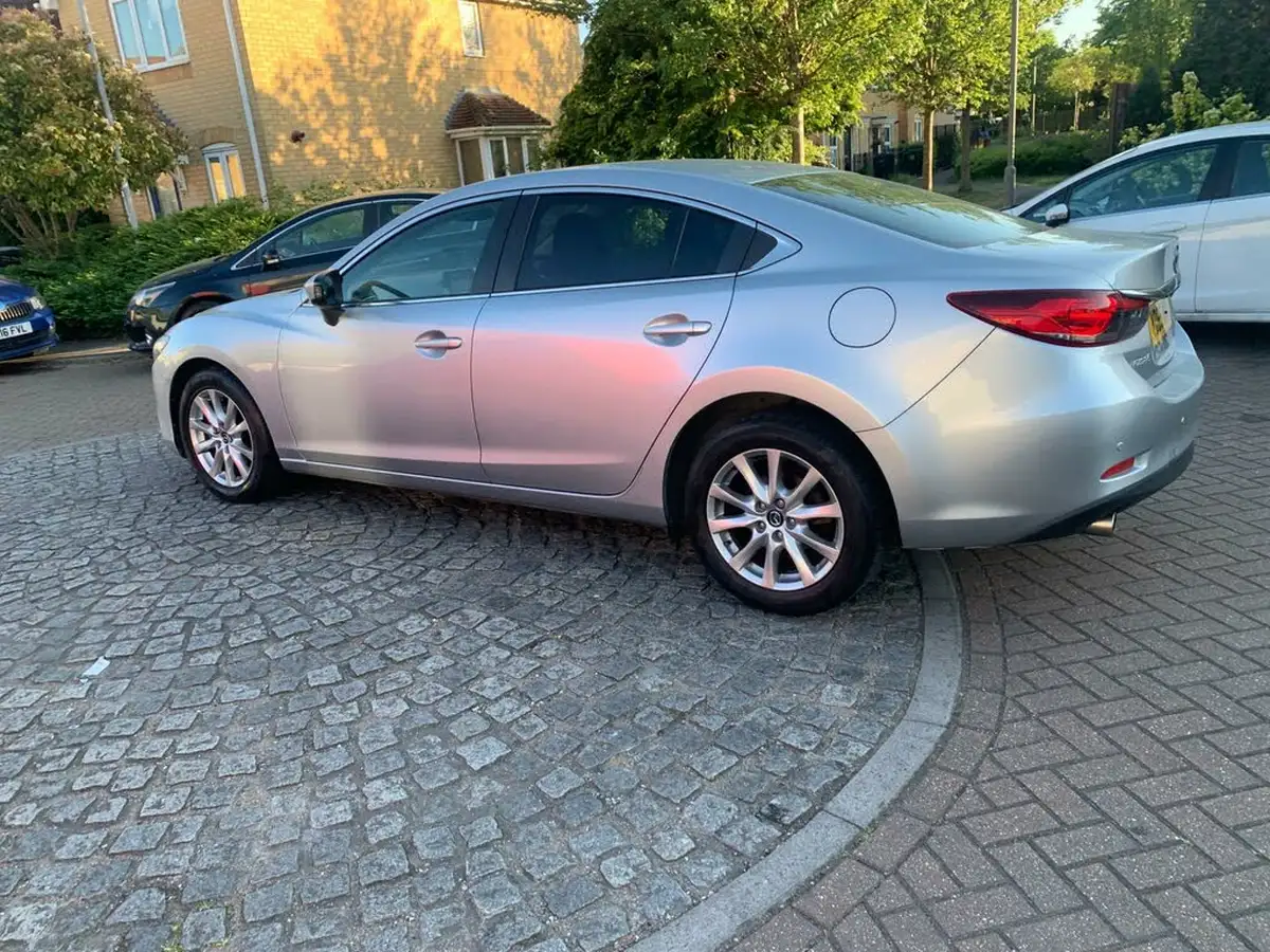 2015-mazda-mazda6-22td-se-l-nav-saloon-4d-big-50