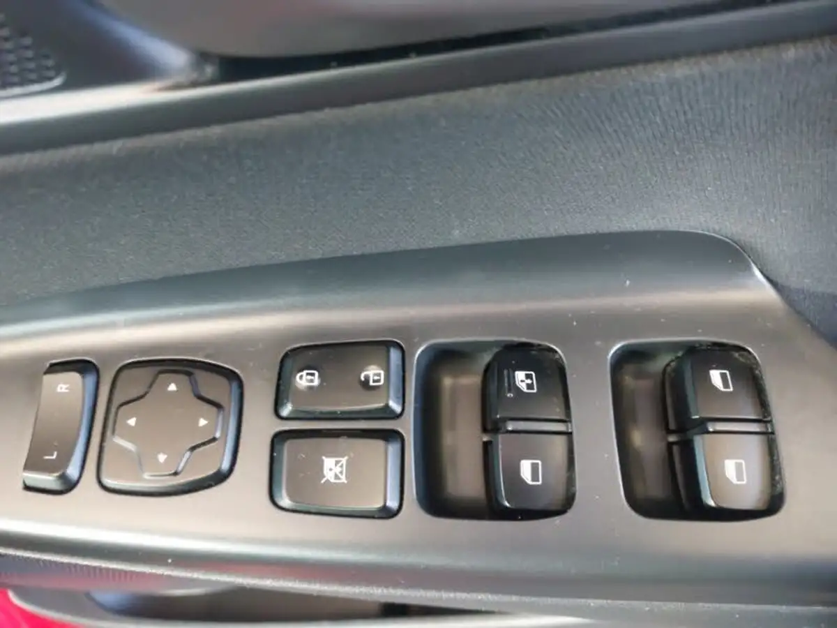 2018-hyundai-kona-10-t-gdi-se-big-9