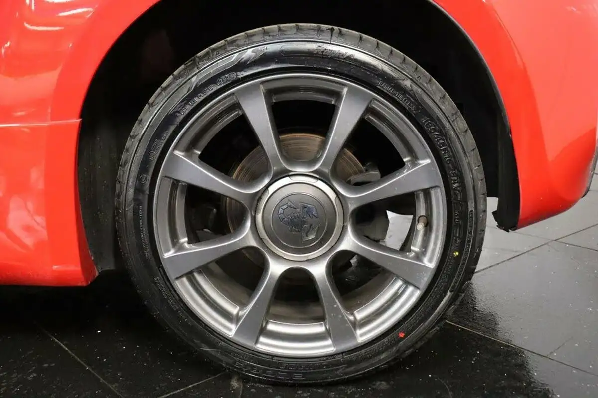 2021-abarth-595-14-tjet-big-40