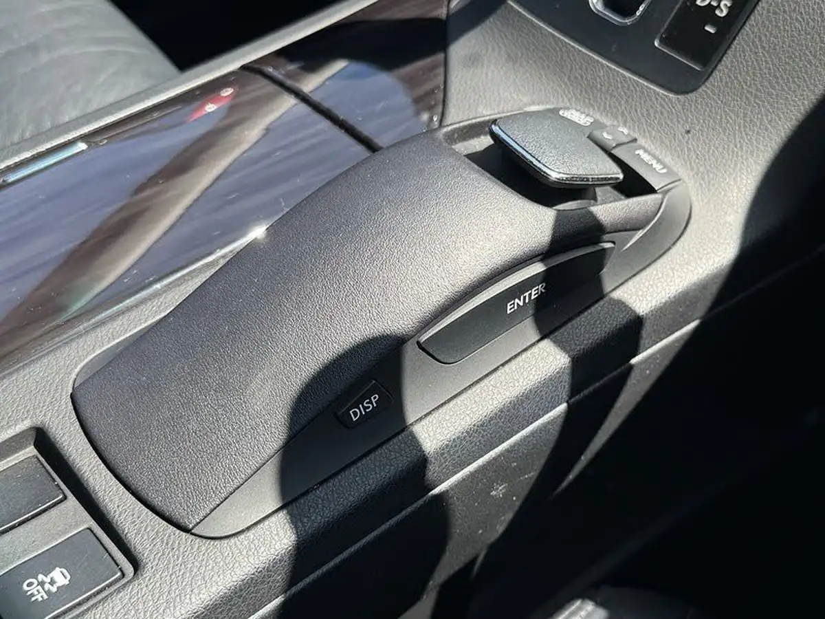 2010-lexus-rx-450h-35-se-i-big-25