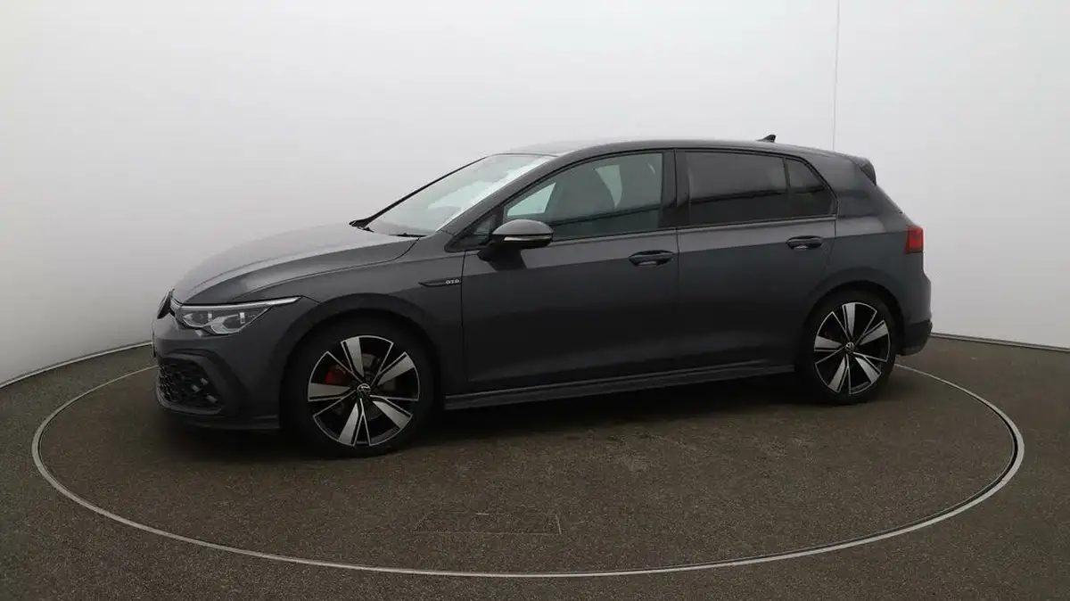 2022-volkswagen-golf-20tdi-gtd-big-67