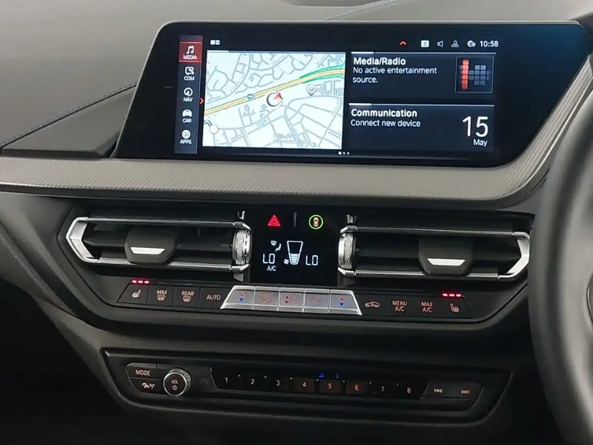 2024-bmw-1-series-15-118i-m-sport-lcp-dct-big-7