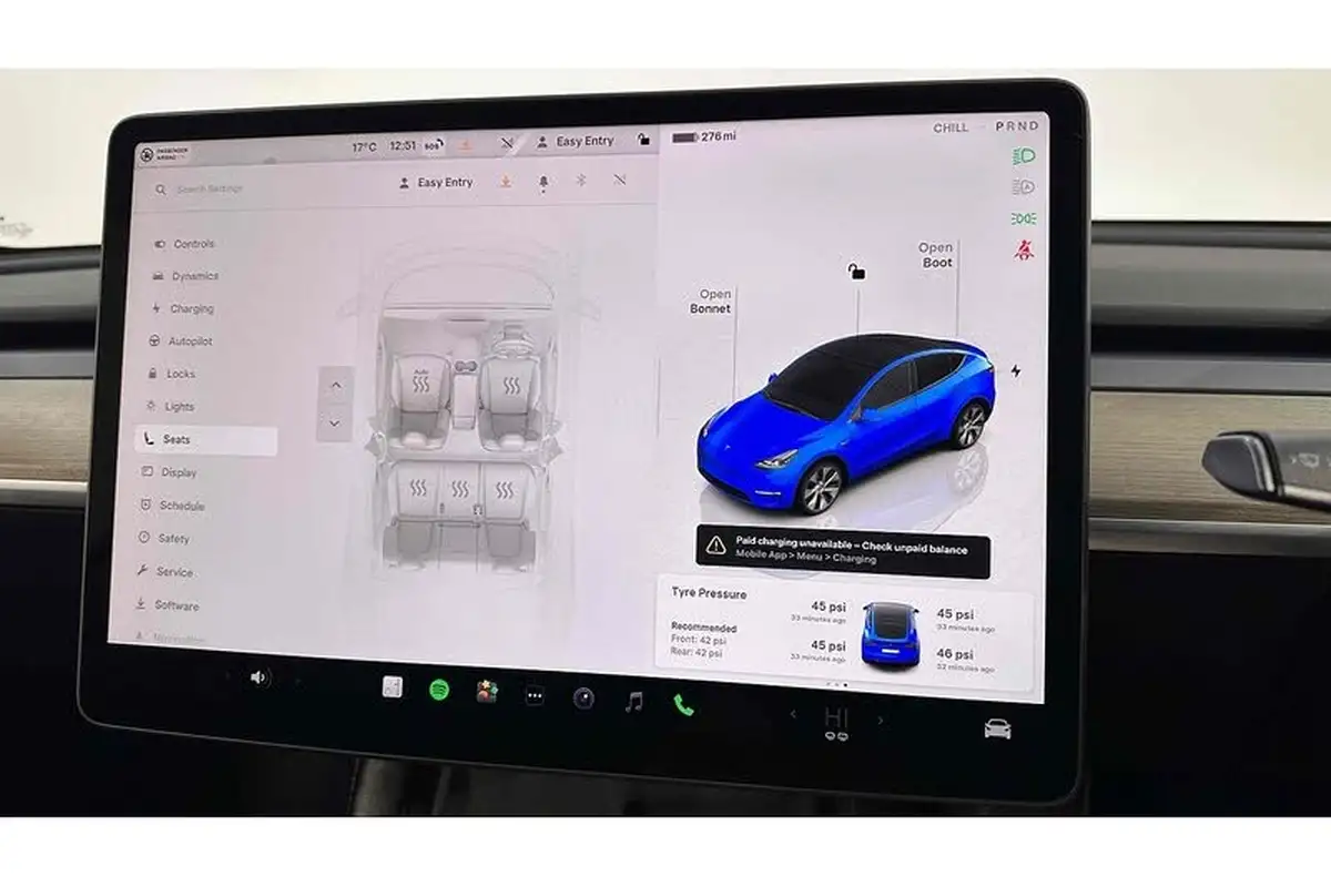 2022-tesla-model-y-e-long-range-big-45
