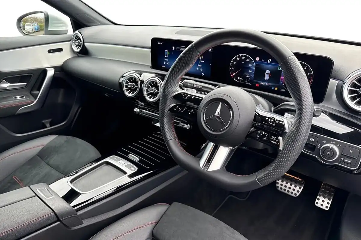 2023-mercedes-benz-a-class-13-a200-amg-line-executive-hatchback-5d-big-13