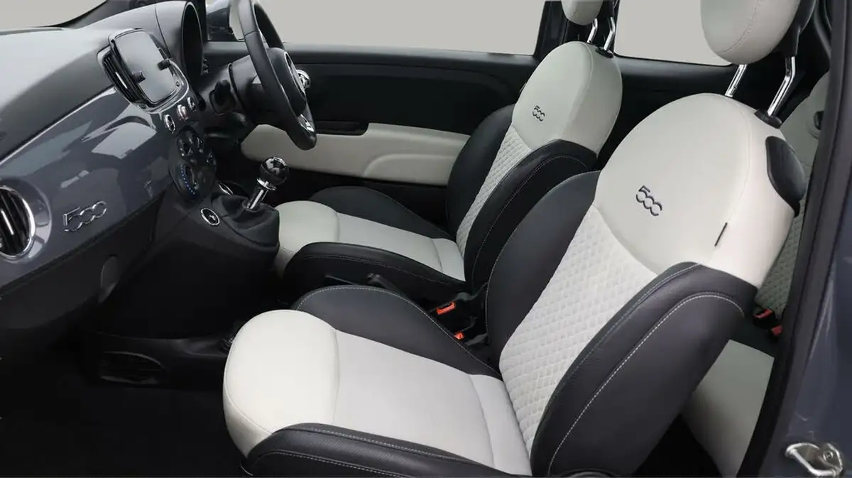 2022-fiat-500-10-dolcevita-big-13