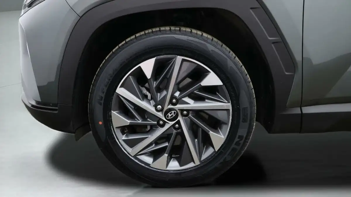 2022-hyundai-tucson-16-t-gdi-premium-150ps-big-17