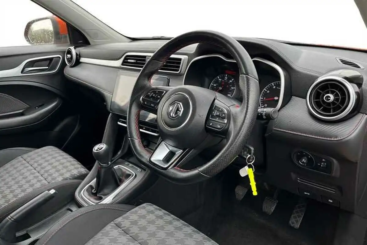 2021-mg-zs-suv-15-vti-tech-excite-big-9
