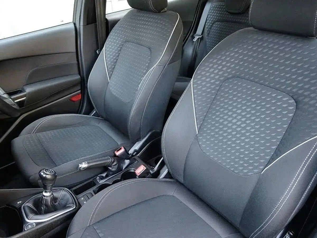 2018-ford-fiesta-10t-zetec-5d-big-12