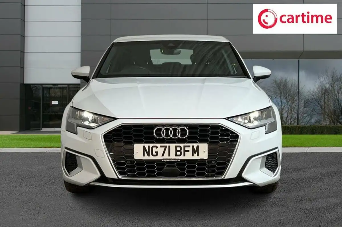 2022-audi-a3-14-40-tfsi-e-sport-big-3