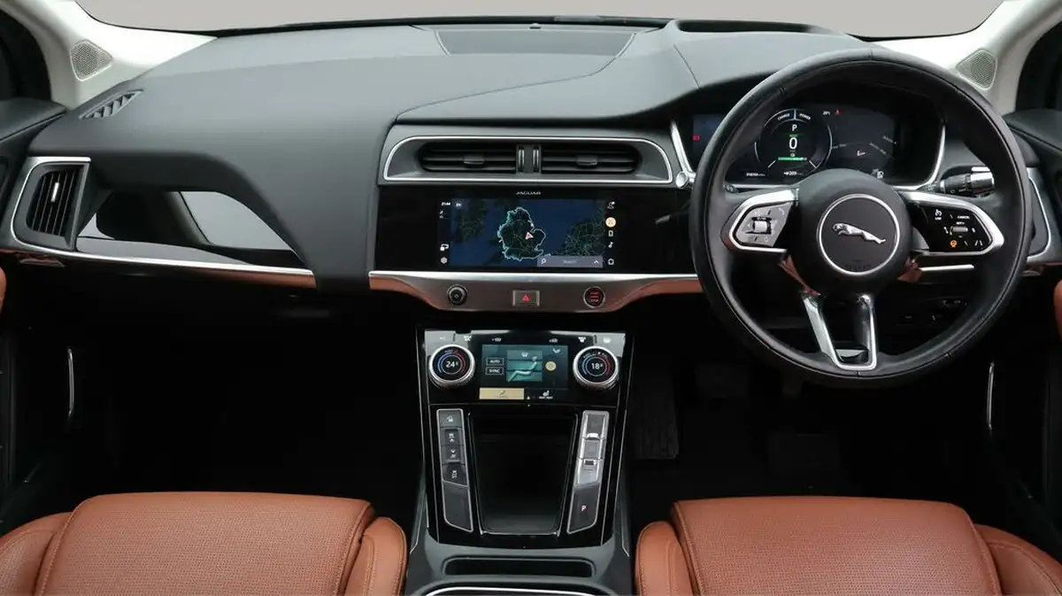 2021-jaguar-i-pace-ev400-hse-big-13