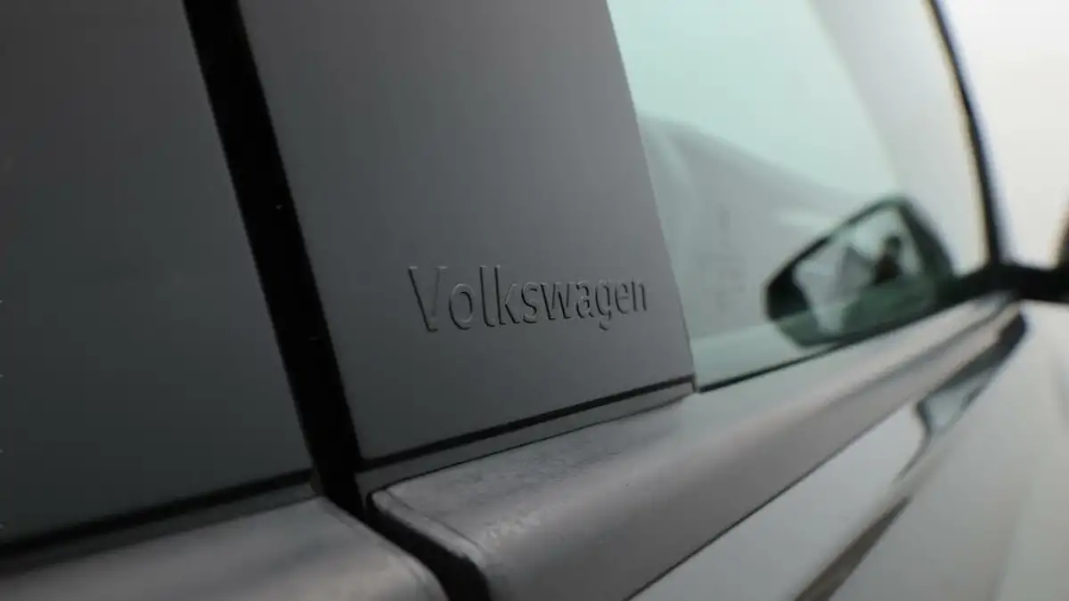 2020-volkswagen-polo-10-tsi-match-big-22
