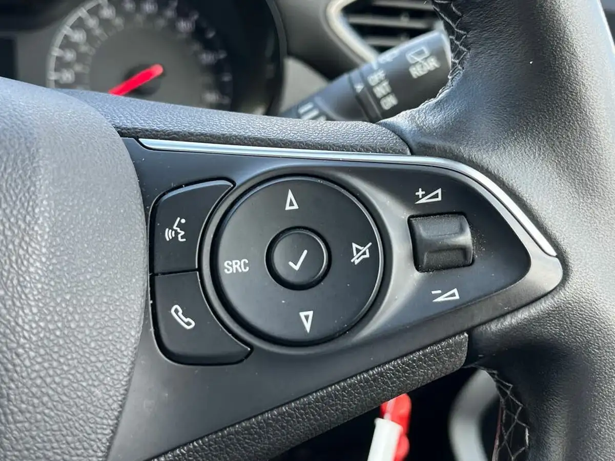 2020-vauxhall-crossland-x-12i-griffin-big-21