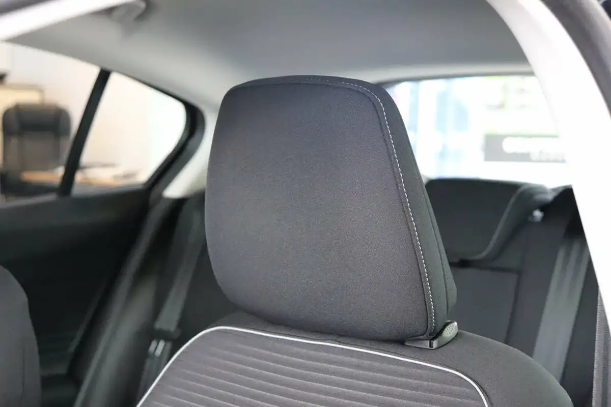 2019-ford-focus-10t-titanium-ss-hatchback-big-49