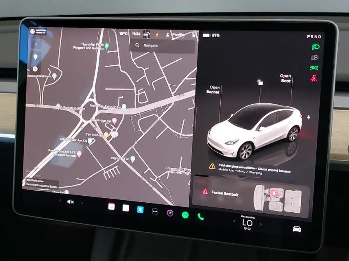 2023-tesla-model-y-e-rwd-big-10