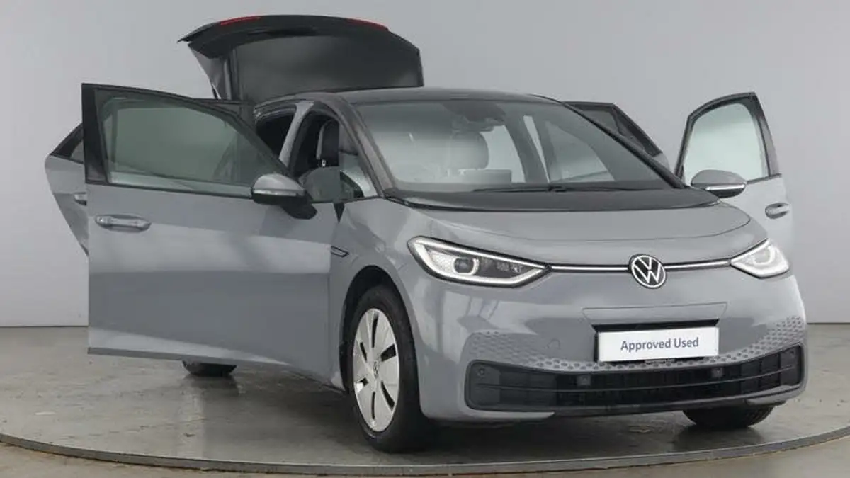 2021-volkswagen-id3-e-family-145ps-big-8