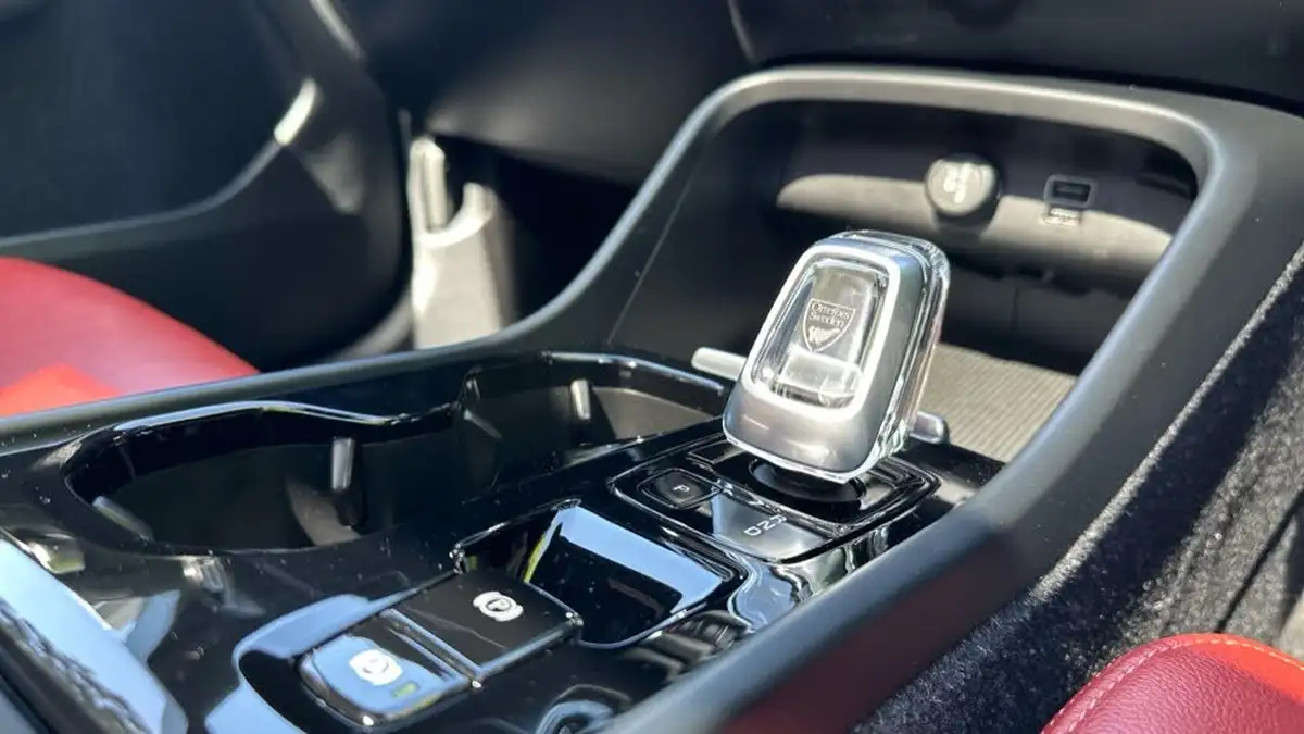 2020-volvo-xc40-20-b4-inscription-pro-big-25
