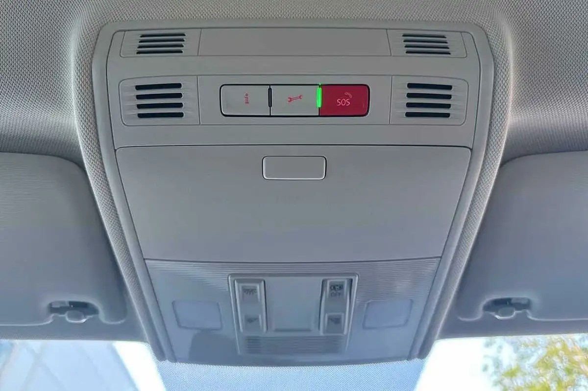 2021-volkswagen-polo-10-tsi-match-big-30