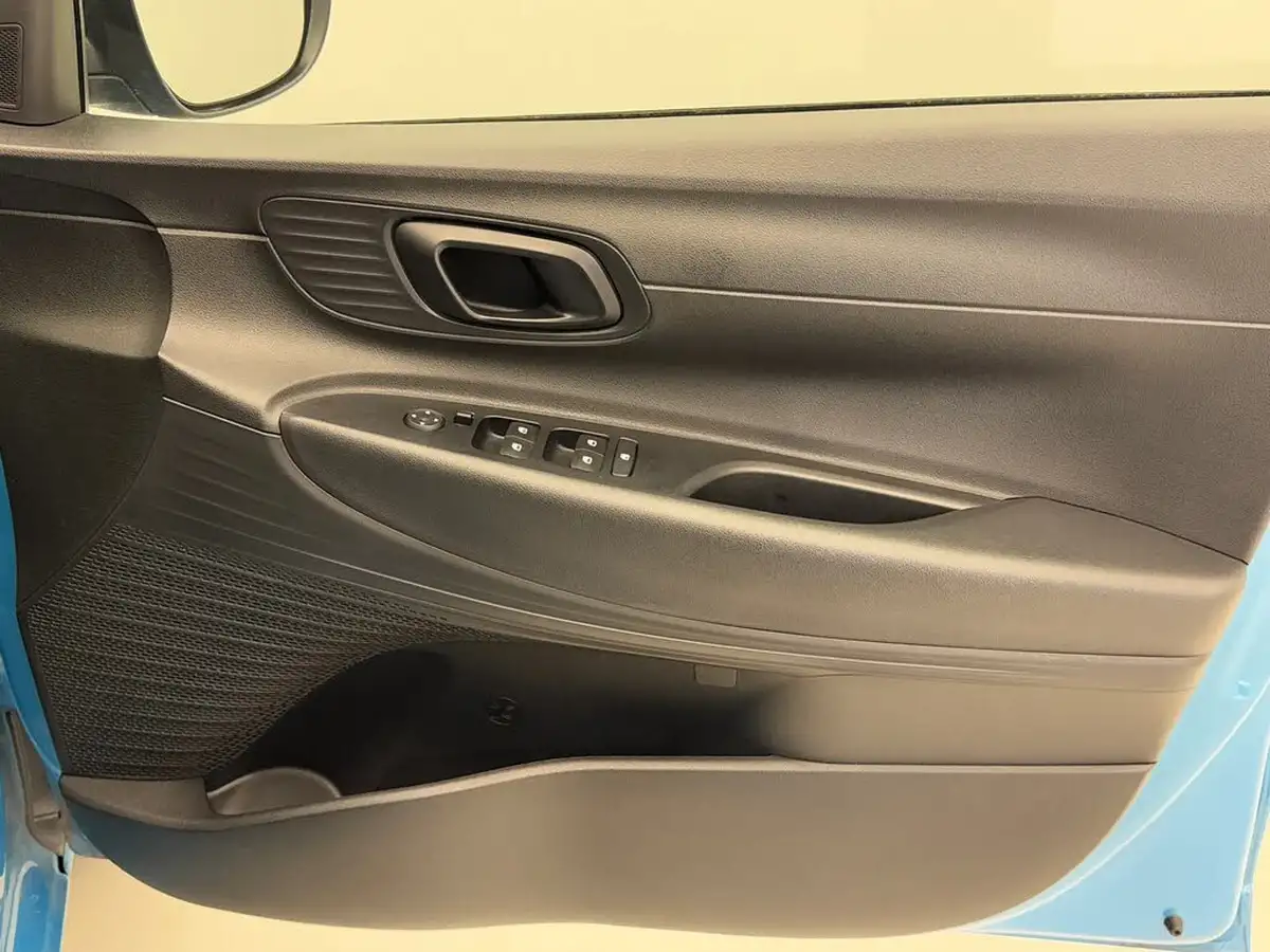 2022-hyundai-i20-10-t-gdi-se-connect-eclutch-imt-big-19