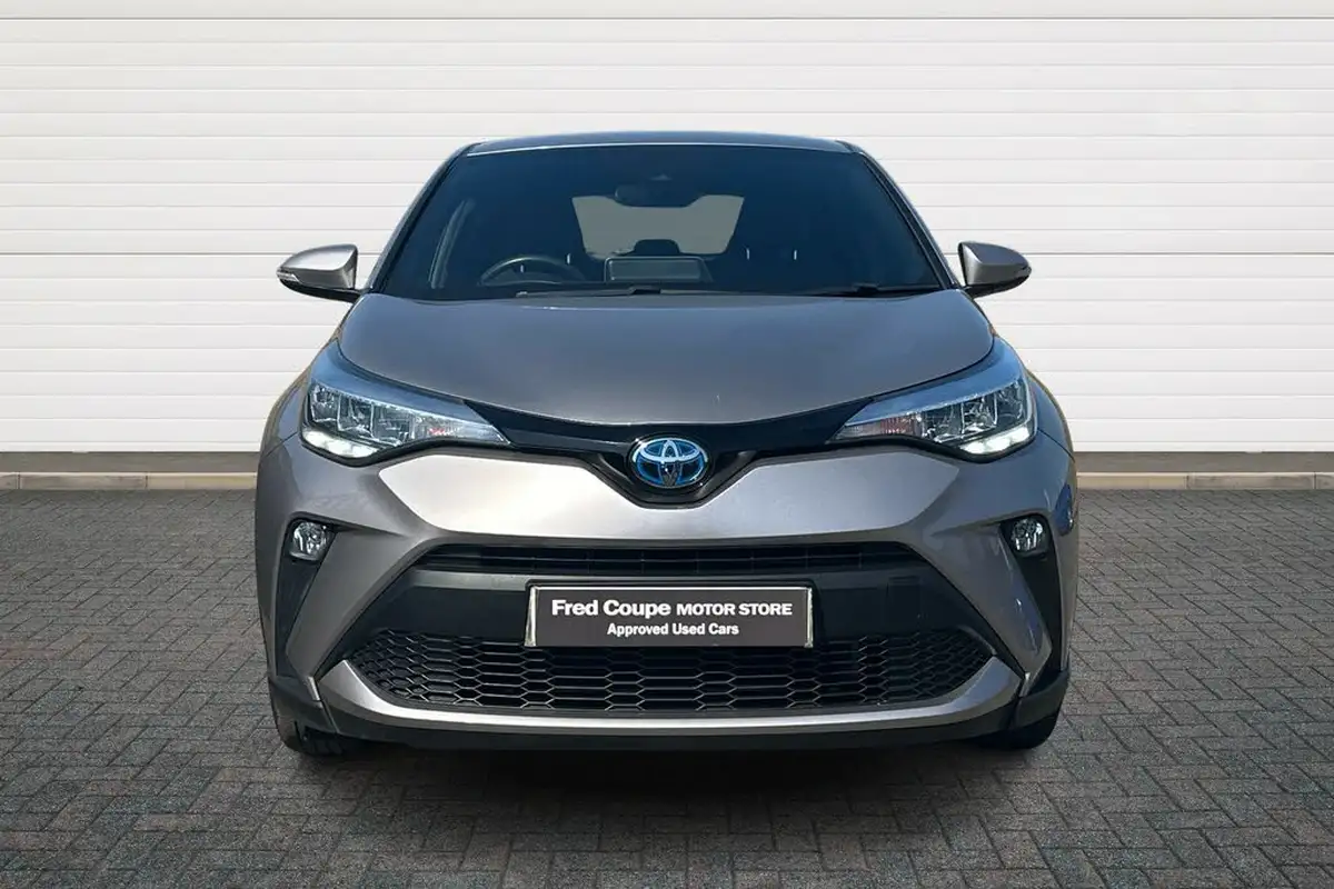 2020-toyota-c-hr-18-vvt-i-icon-parking-pack-big-1