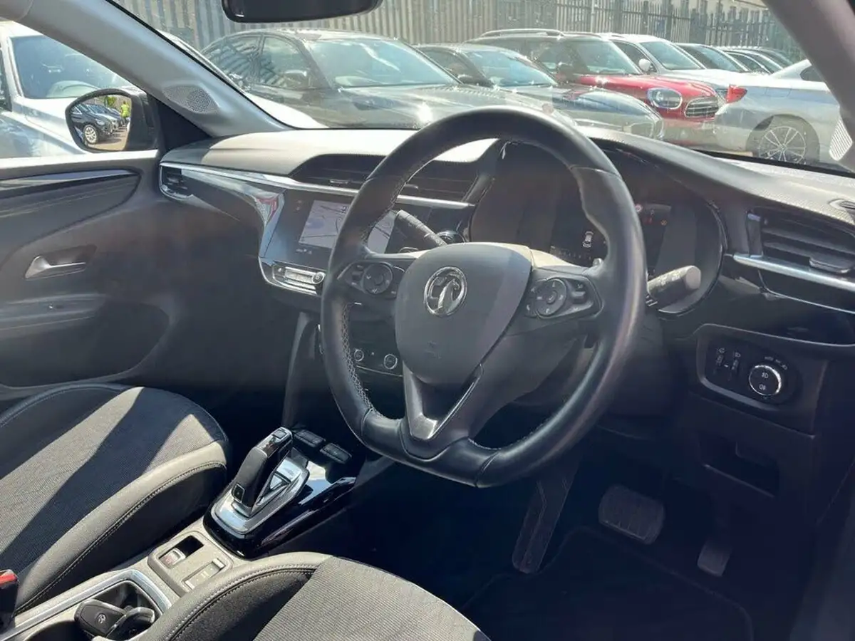 2020-vauxhall-corsa-12-turbo-elite-nav-premium-auto-big-4