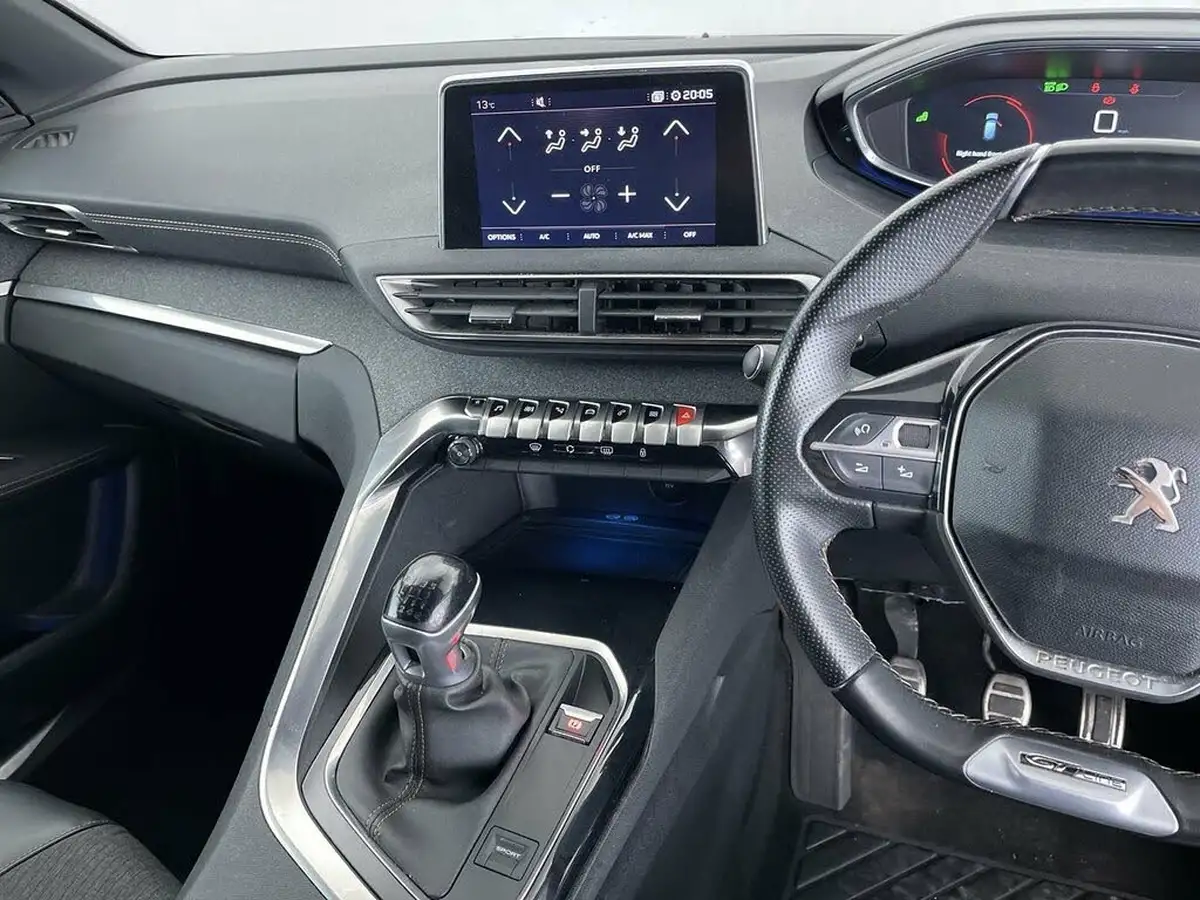 2017-peugeot-3008-suv-20-bluehdi-gt-line-big-42
